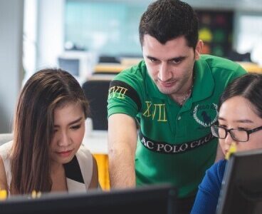 Management and Multimedia Course